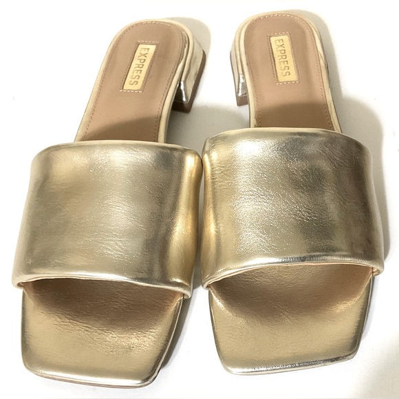 Express Shoes - EXPRESS Metallic Gold Thick Strap Flat Sandals 8